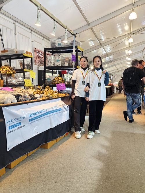 kasus perusahaan terbaru tentang Gem & Jewelry Show di Amerika Serikat 2025
