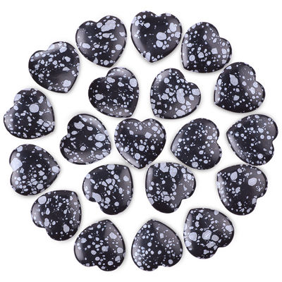 Bermanfaat Salju Obsidian Batu berbentuk hati Kristal