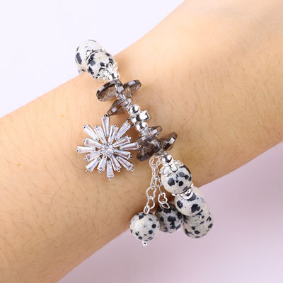 Custom Gemstone 8mm Round Dalamation Jasper With Snowflake Charm Bead Bracelet Untuk Memberikan Hadiah