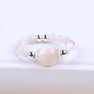 4mm Handmade Batu permata Pered Ring Adjustable Elastic White Agate Stone Ring Untuk pesta pemakaian sehari-hari