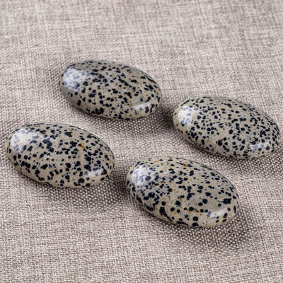 Batu Palma Jasper Dalmatian Polished Oval Bentuk Batu Energi Kristal Dalmatian untuk Dekorasi Bangunan