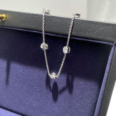Berkilauan Tinggi 925 Sterling Perak Moissanite Perhiasan Wanita