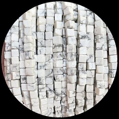 Cube Square Shape Howlite Lapis Lazuli Untaian manik longgar untuk pembuatan perhiasan DIY
