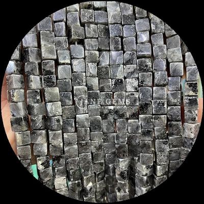 Cube Square Shape Howlite Lapis Lazuli Untaian manik longgar untuk pembuatan perhiasan DIY